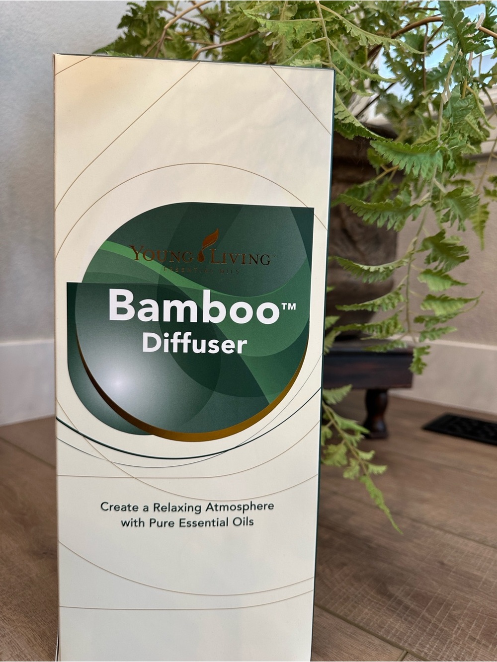 Young Living Bamboo Diffuser — Green & White